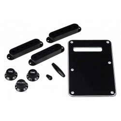 FENDER STRATOCASTER ACCESSORY KITS BLACK